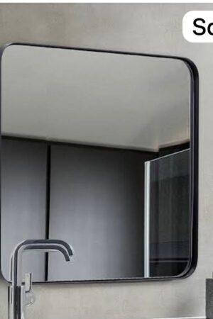 Square mirror